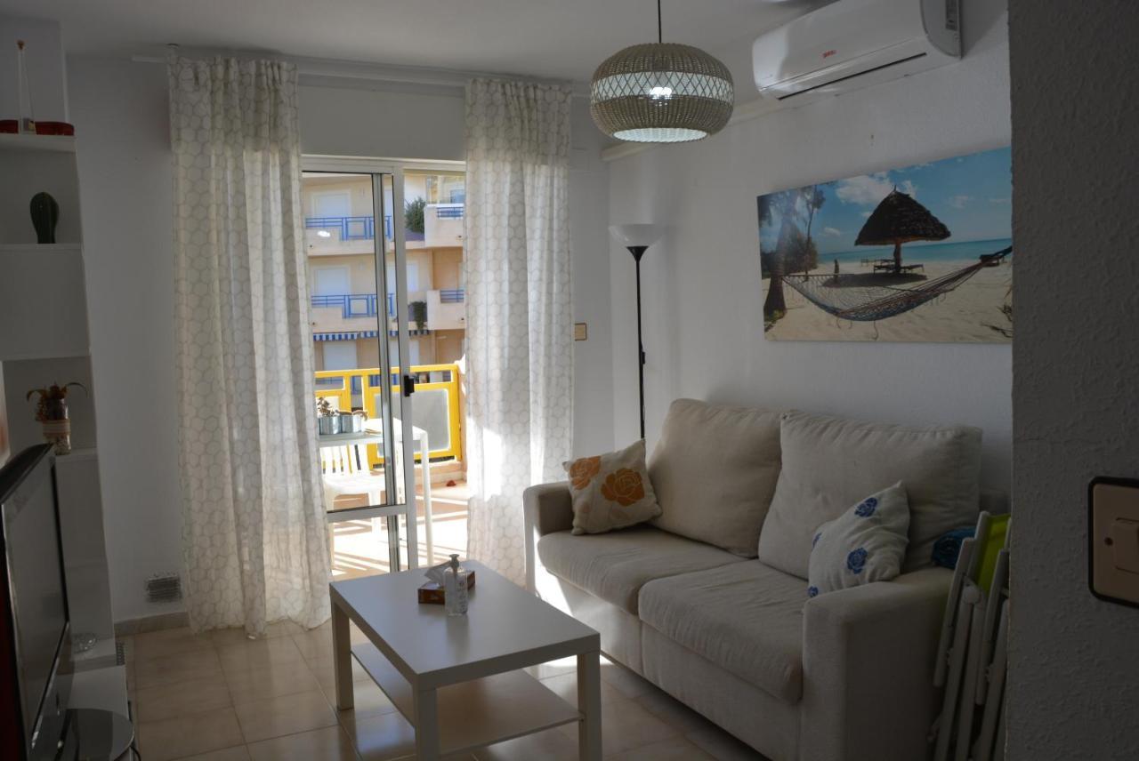 Apartamento Del Nino Campoamor Luaran gambar