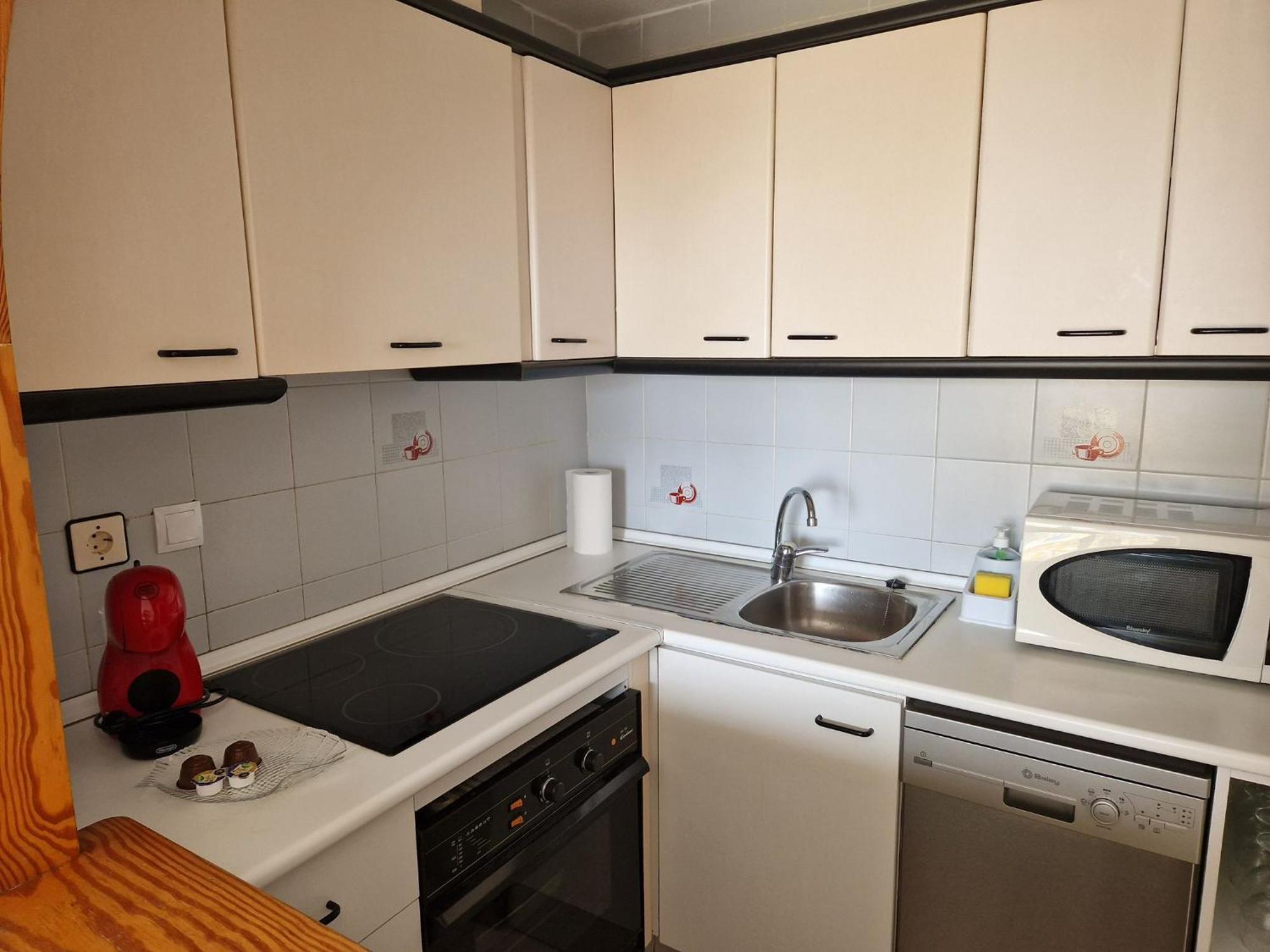 Apartamento Del Nino Campoamor Luaran gambar